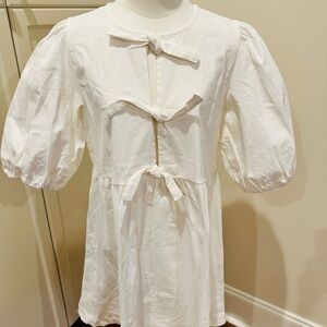 NWT, Aaron & Amber, Elegant White Casual Denim Dress with Bow Details, Size M